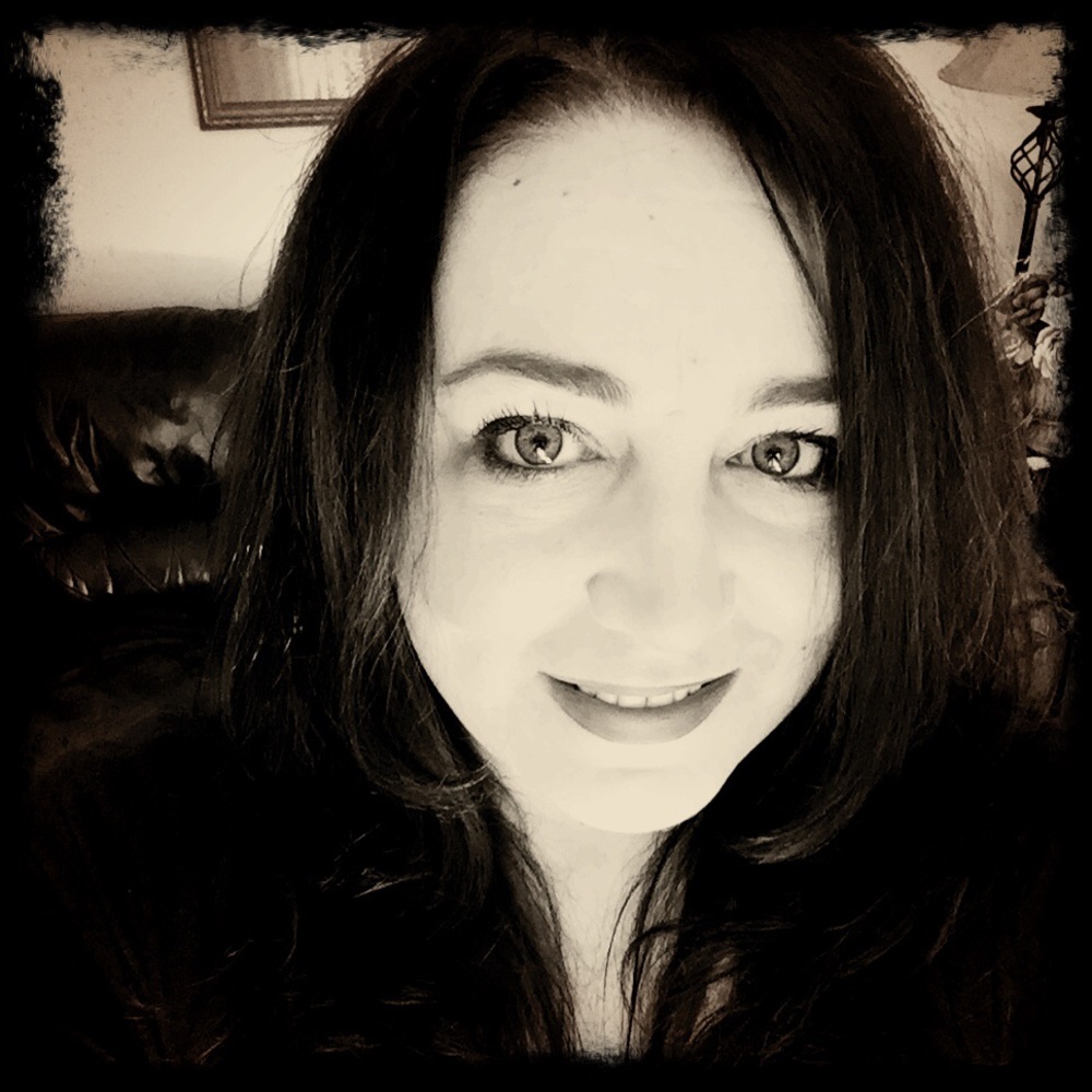 Meet your Posher, Dina